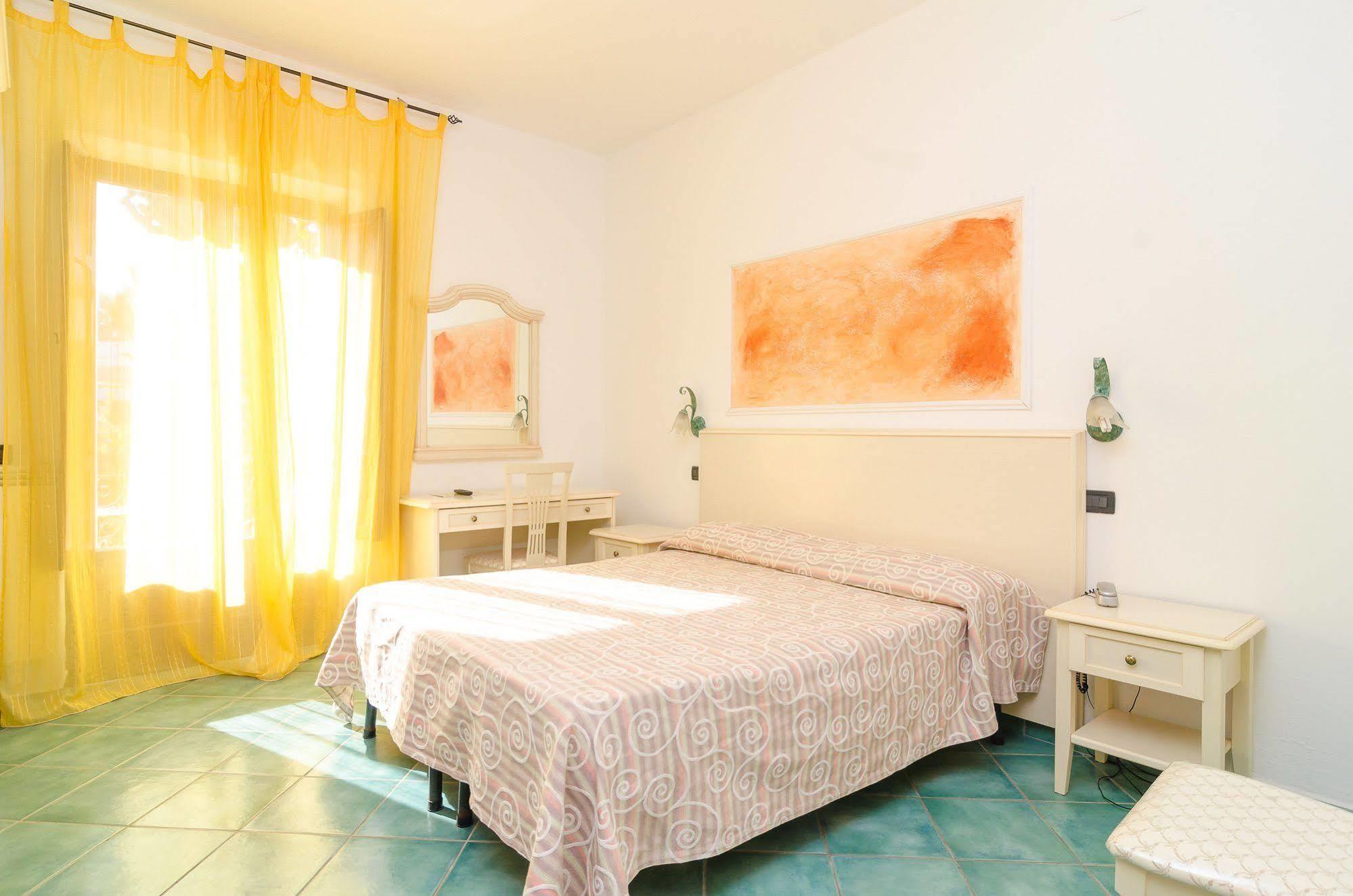 Hotel Aragonese Ischia Buitenkant foto