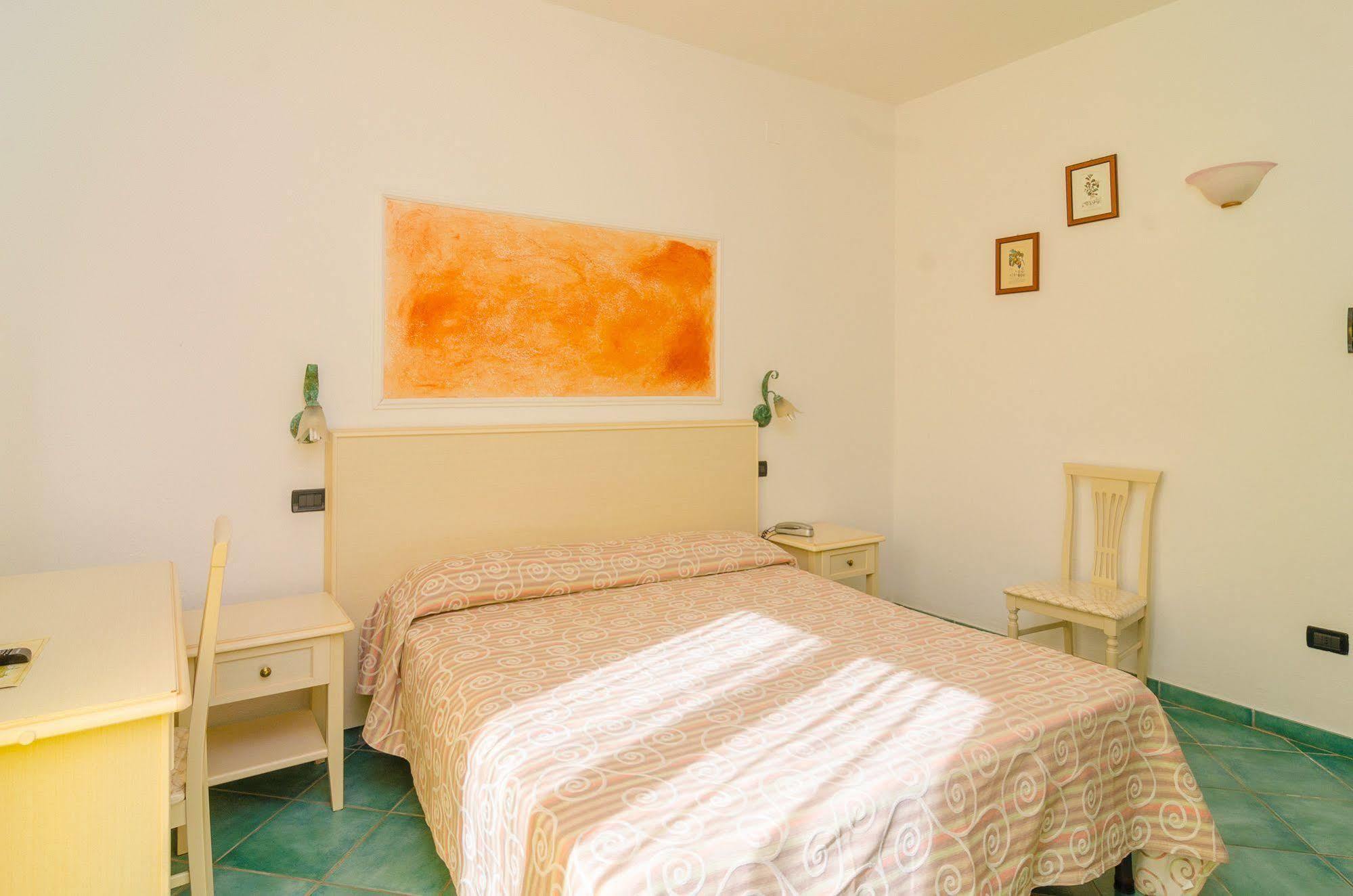 Hotel Aragonese Ischia Buitenkant foto