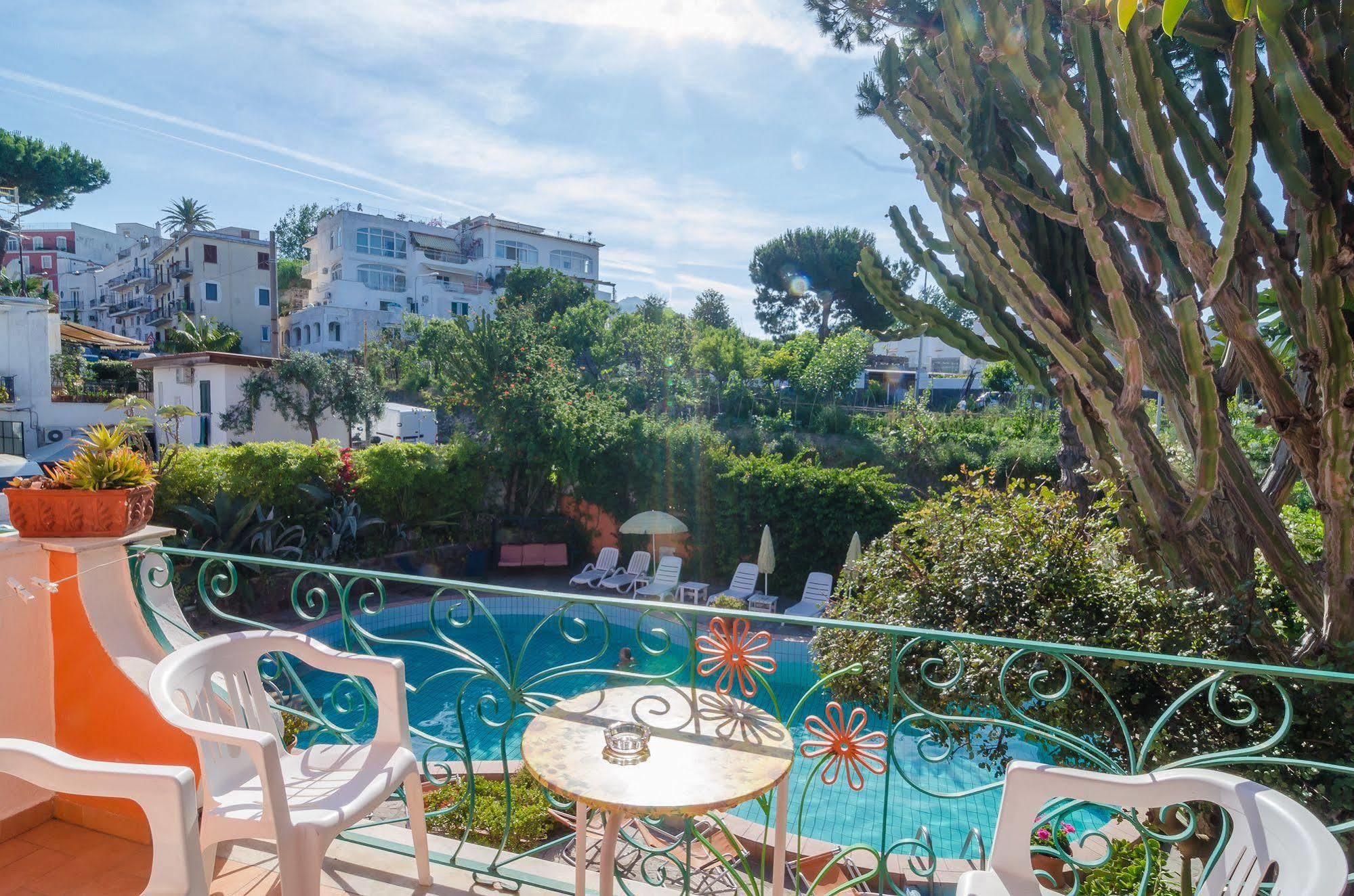 Hotel Aragonese Ischia Buitenkant foto